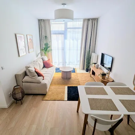 Modern 2-rm With Parking At Warsaw's Heart - Wola Varsavia