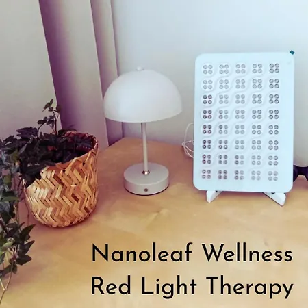Modern 2-rm With Red Light Therapy Panel * Varsovie