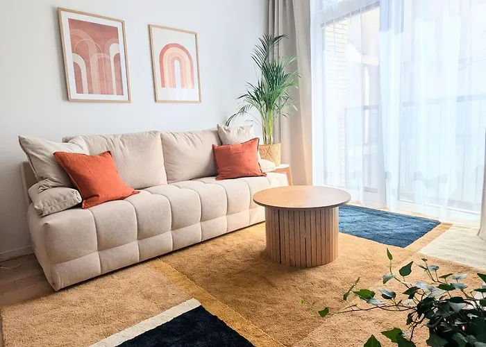 Modern 2-rm With Parking At Warsaw's Heart - Wola