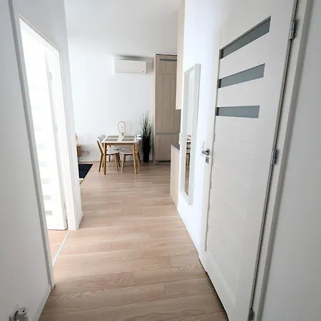 Modern 2-rm With Parking At Warsaw's Heart - Wola 公寓 华沙