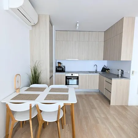 Modern 2-rm With Parking At Warsaw's Heart - Wola * 华沙