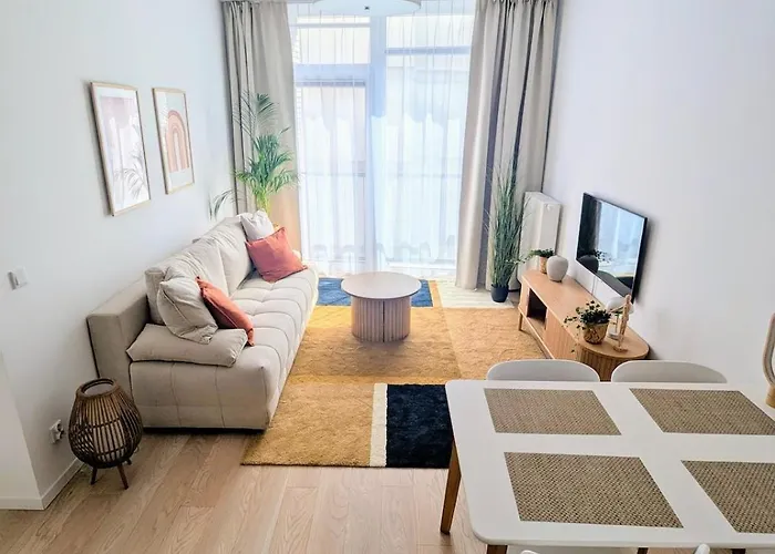 Modern 2-rm With Parking At Warsaw's Heart - Wola Warsaw